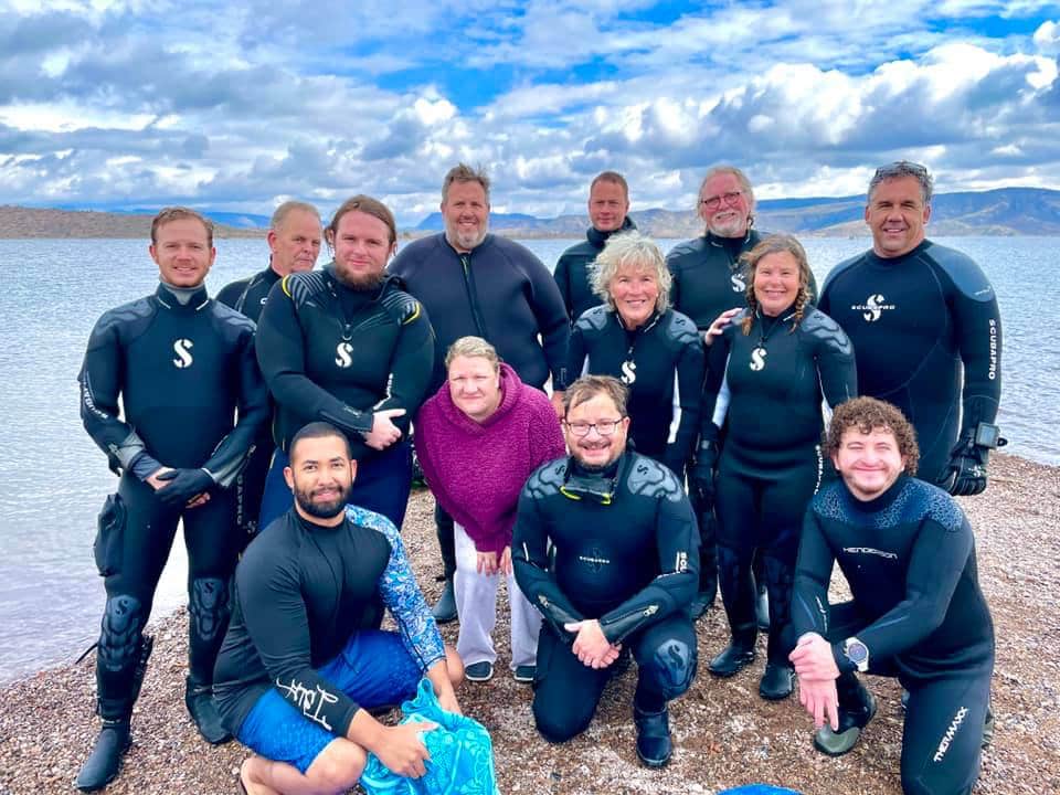 160128932_3730641166971385_7497107856285572377_n scuba diving instructors