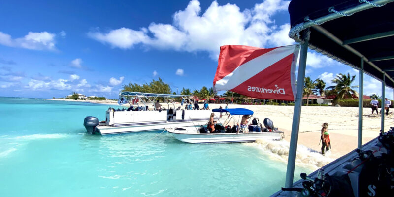 Diventures Dive Boat in Grand Turk