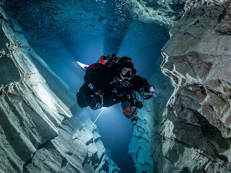 No More Chills: Drysuit Diving Tips from Our Expert